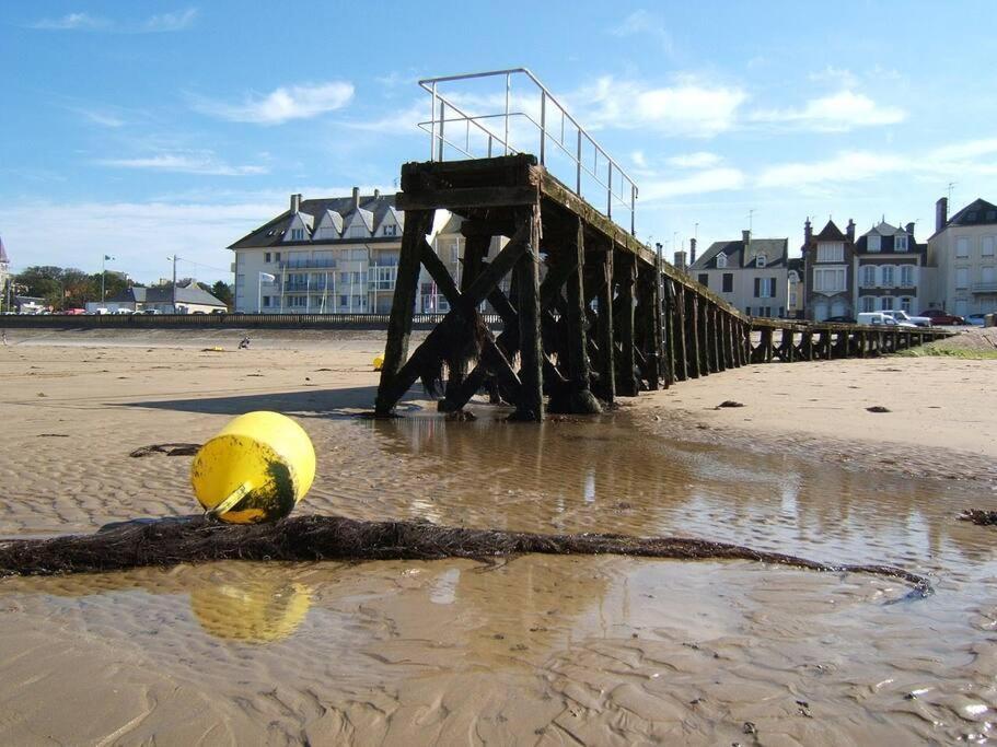 Appartement Sur Le Port. Grandcamp-Maisy Exterior foto